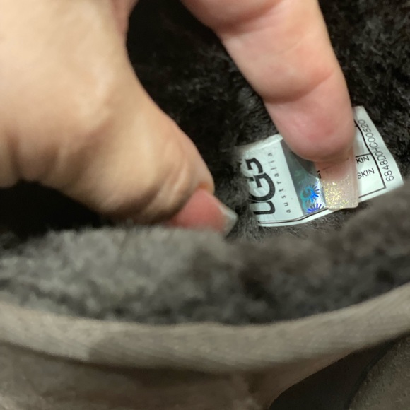 UGG Boots 100% Authentic.♥️SOLD♥️ - Picture 6 of 7